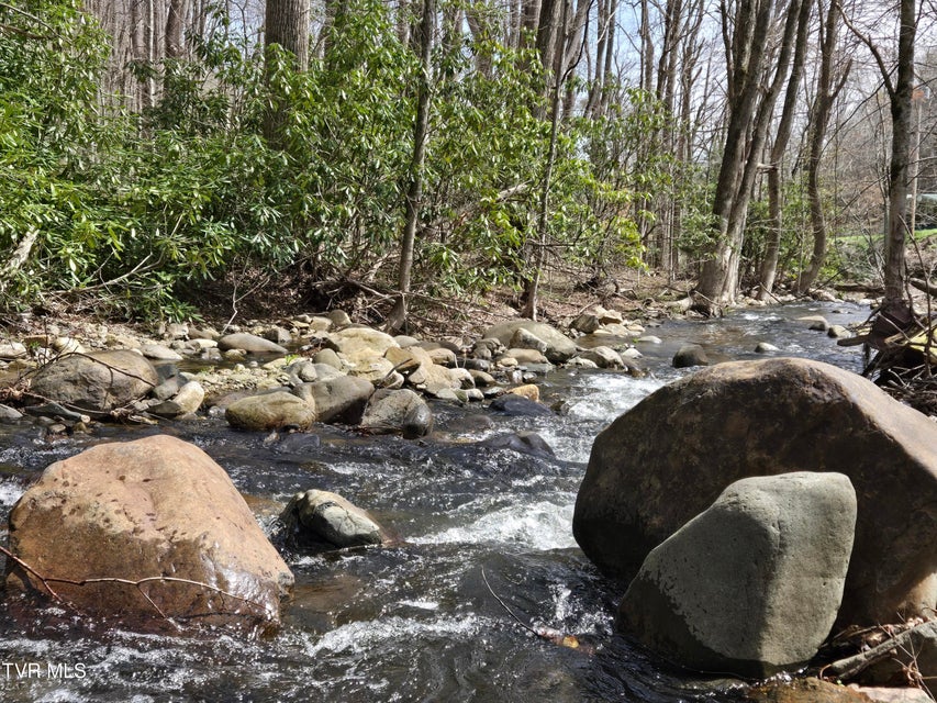 Photo #5: 326 Cove Creek Road