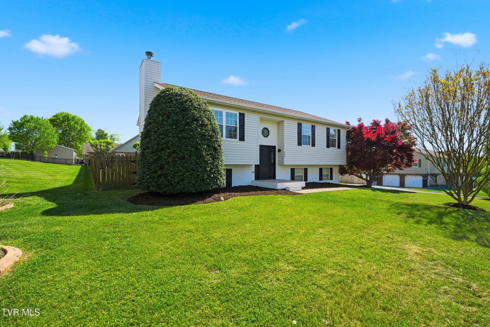 Photo #3: 200 Crystal Springs Circle