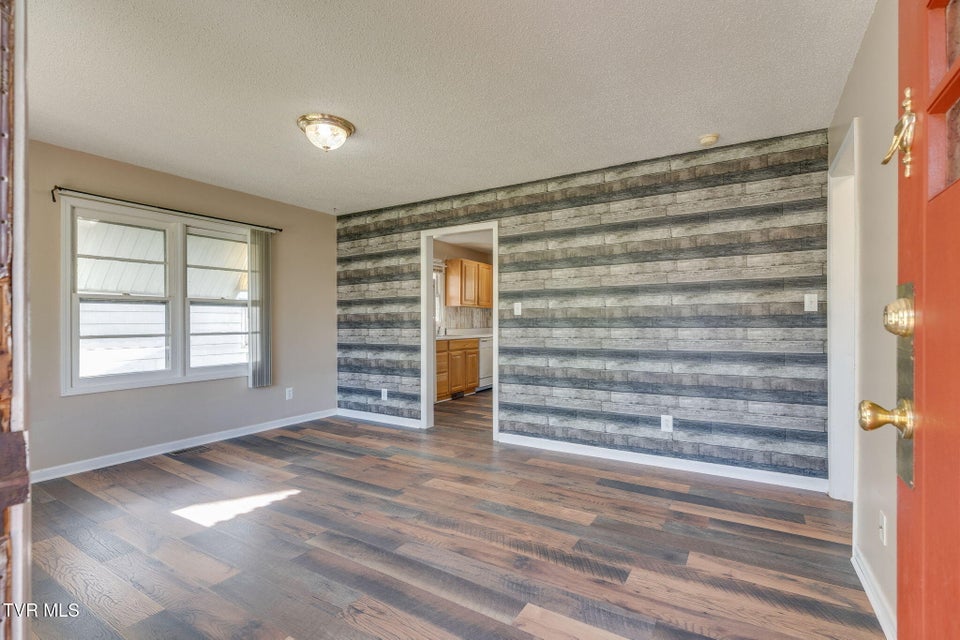 Photo #4: 111 E Street