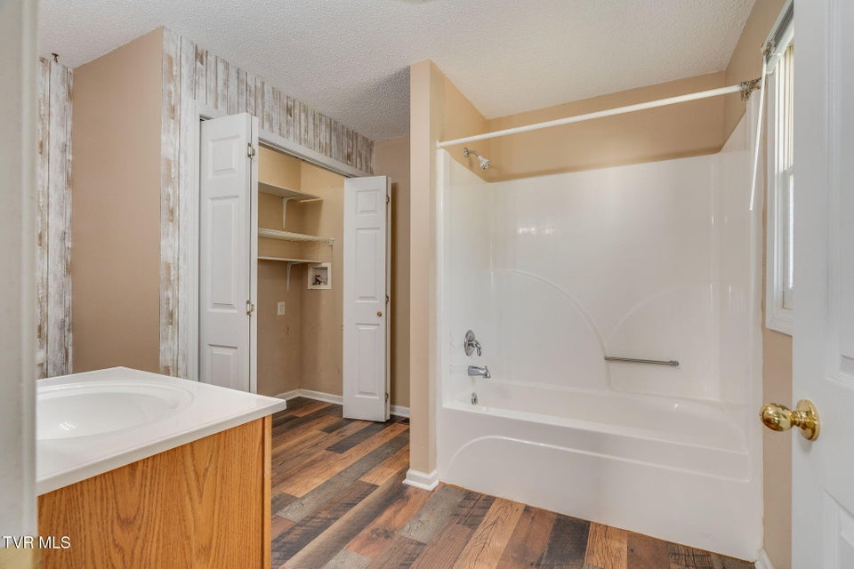 Photo #15: 111 E Street