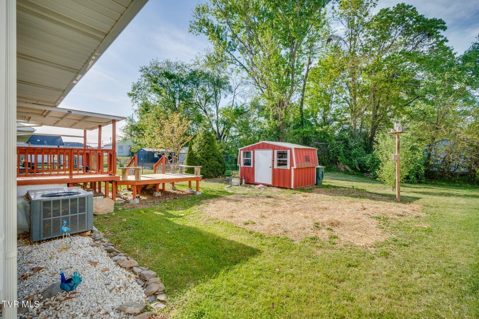 Photo #20: 111 E Street