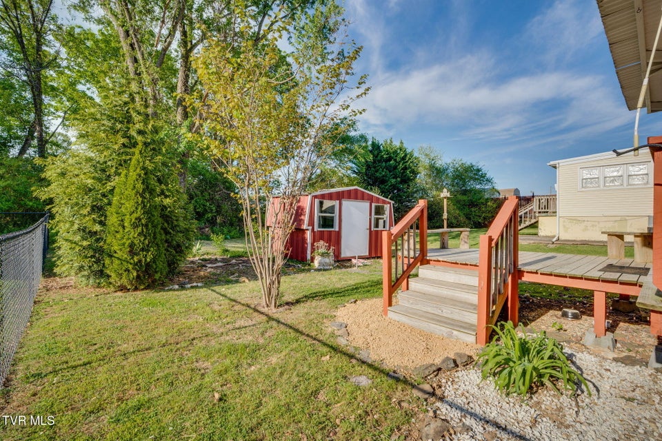 Photo #23: 111 E Street