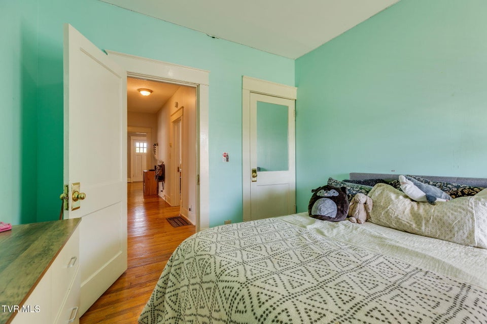 Photo #19: 302 Daytona Place