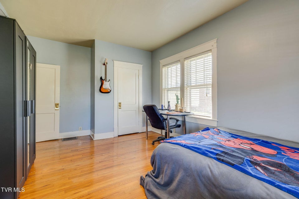 Photo #24: 302 Daytona Place