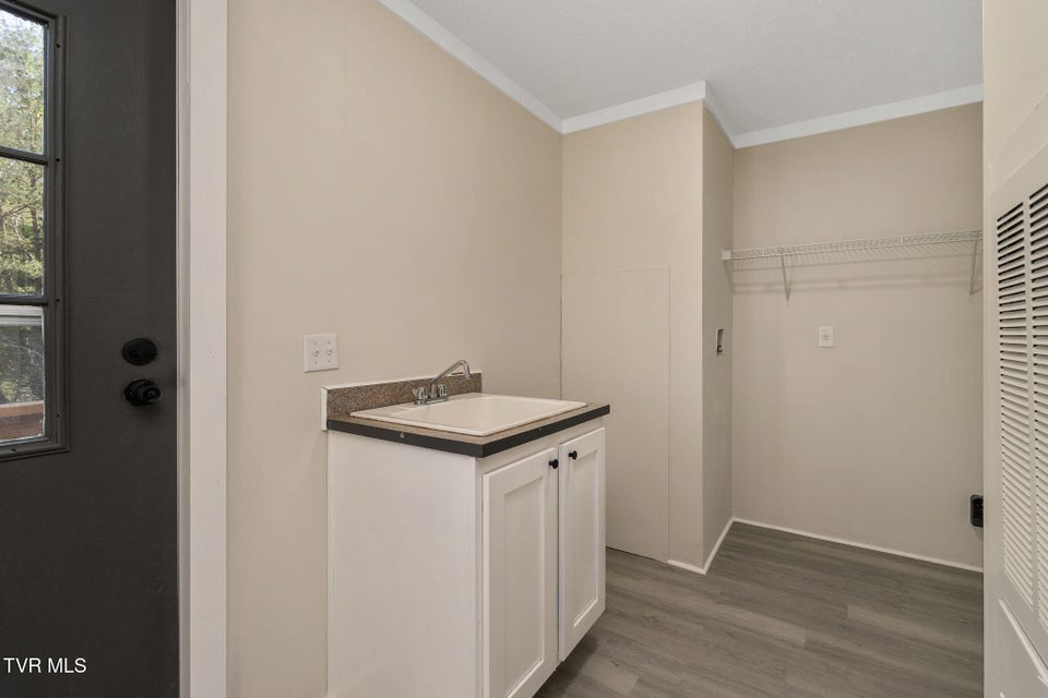 Photo #33: 110 Keller Road