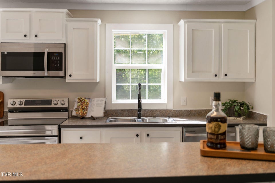 Photo #41: 110 Keller Road