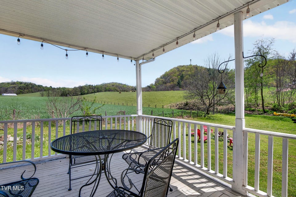 Photo #7: 20217 Shadowood Circle