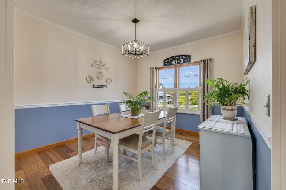 Photo #20: 127 West Lake Drive