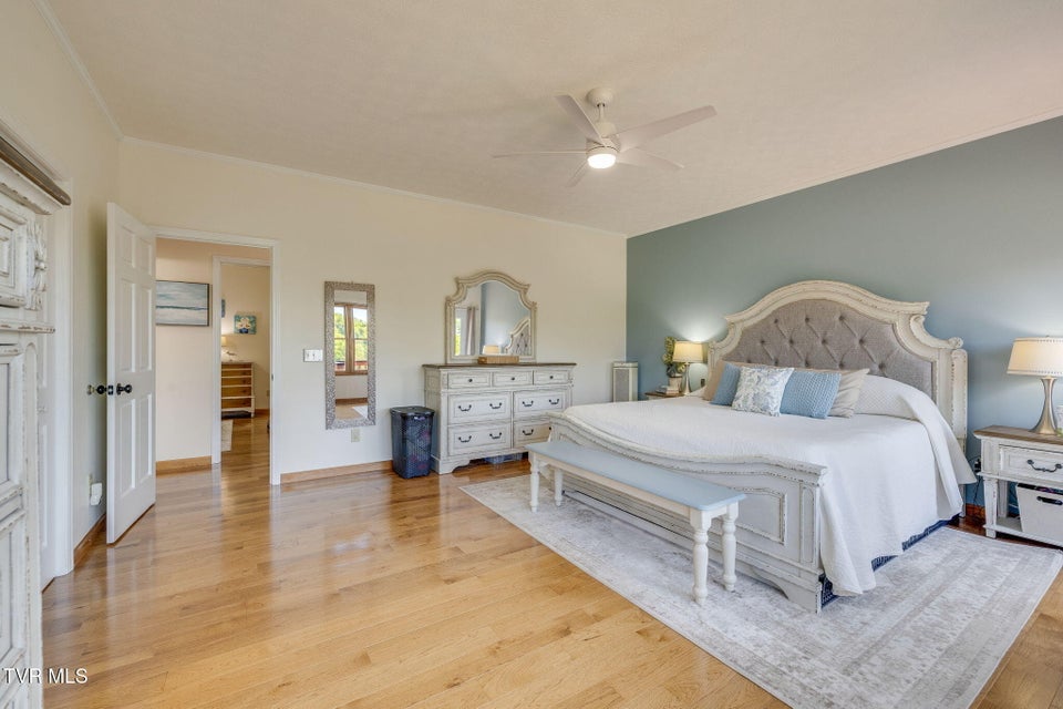 Photo #27: 127 West Lake Drive