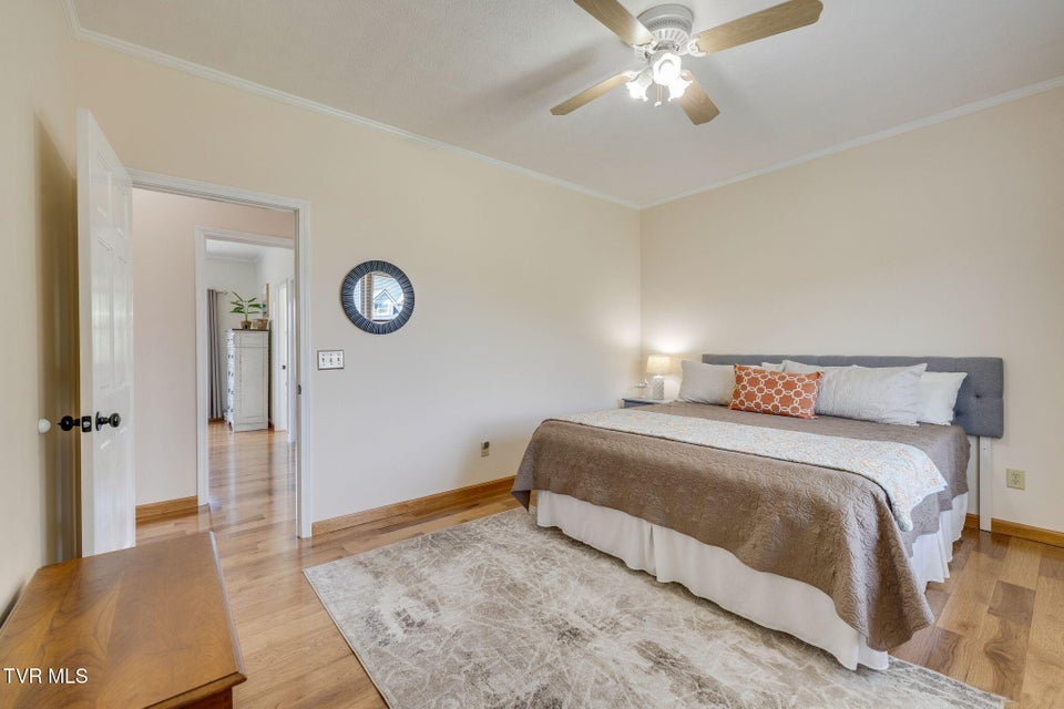 Photo #34: 127 West Lake Drive