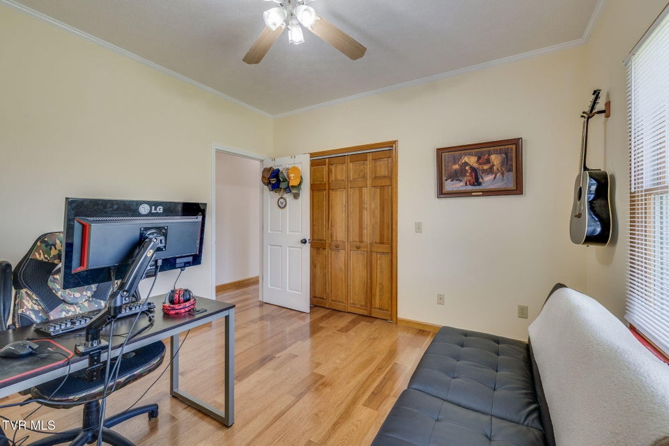 Photo #39: 127 West Lake Drive