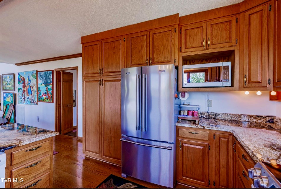 Photo #17: 185 Mcafee Bluff