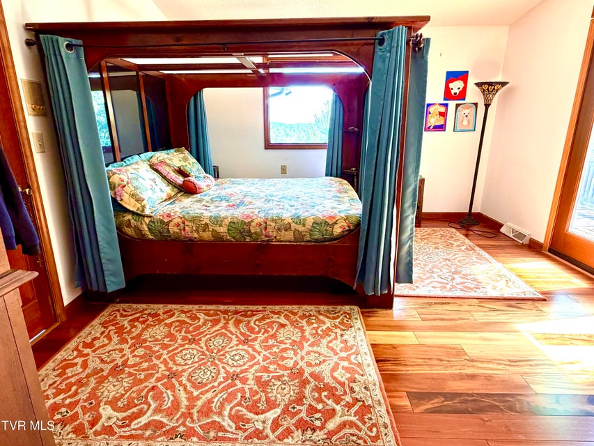 Photo #12: 185 Mcafee Bluff