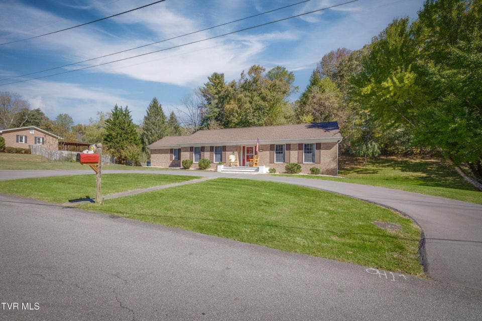 Photo #3: 460 Oak Hill Street