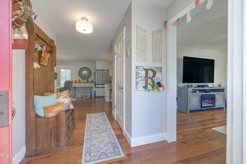 Photo #6: 460 Oak Hill Street