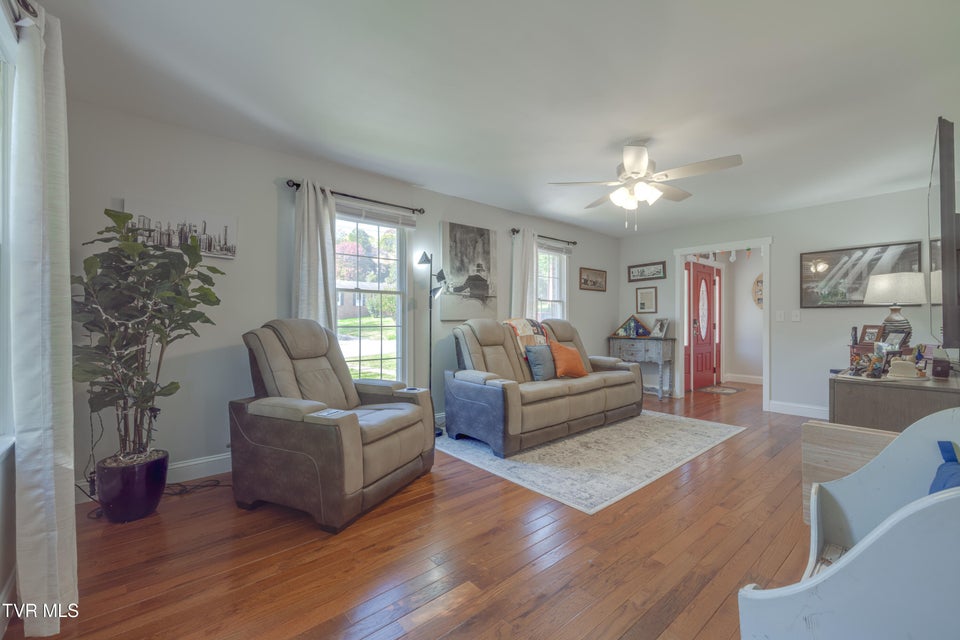 Photo #9: 460 Oak Hill Street