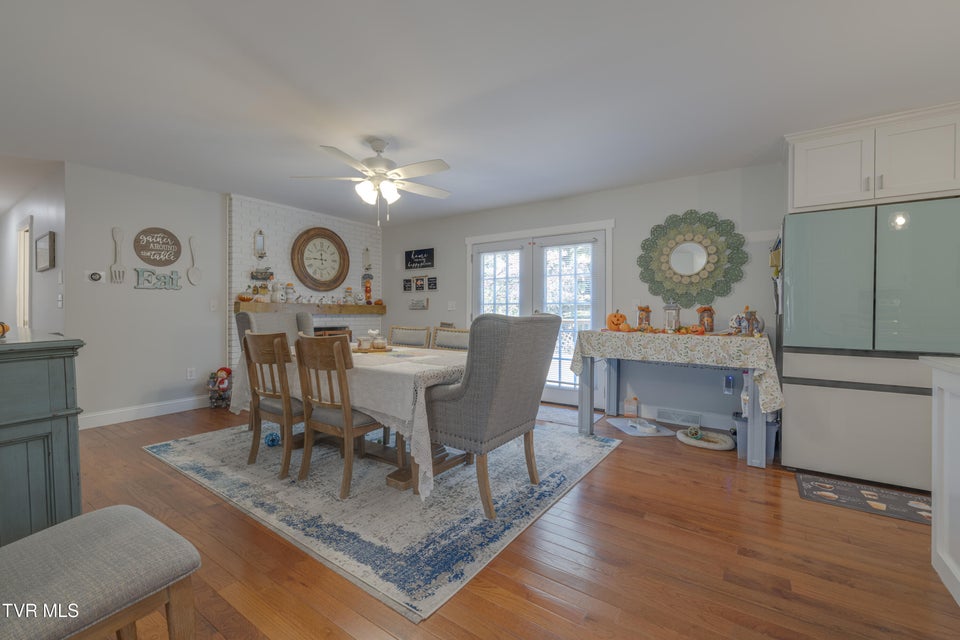 Photo #18: 460 Oak Hill Street