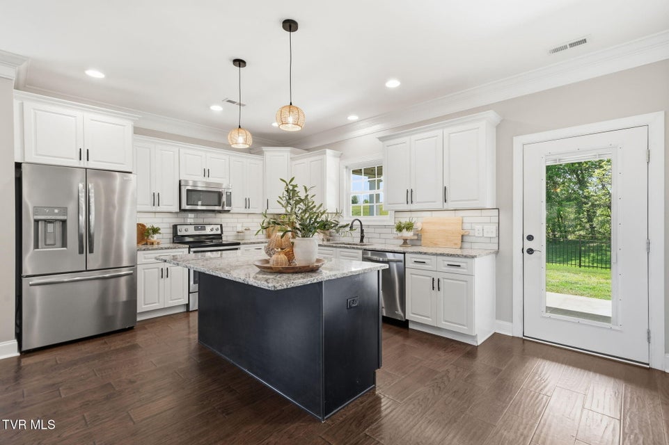 Photo #16: 2630 Edinburgh Channel Road