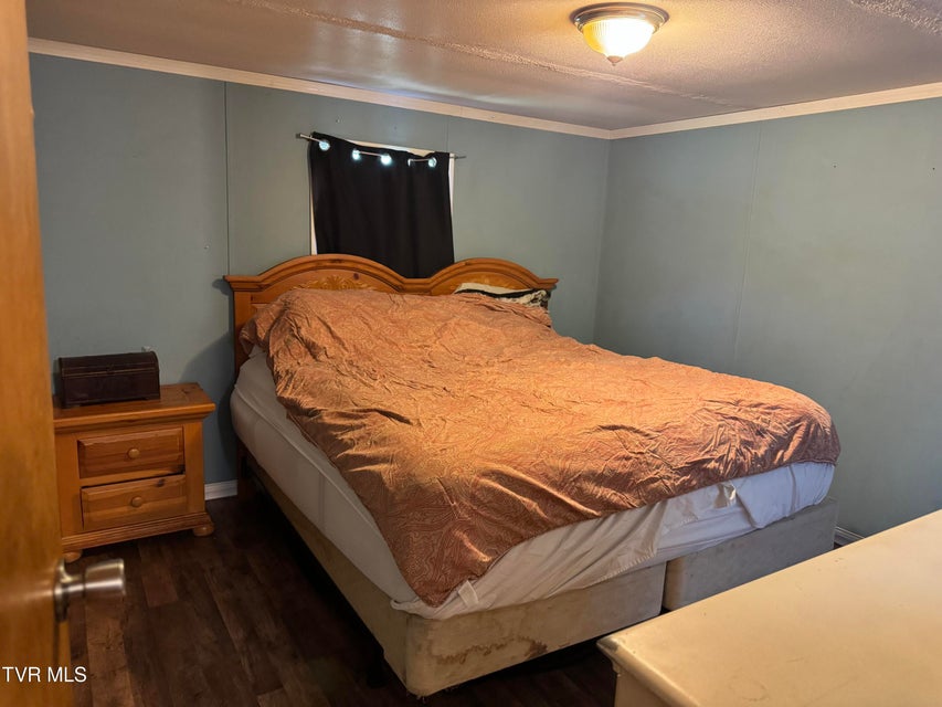 Photo #14: 90 Railroad Avenue