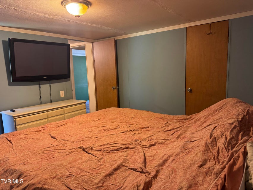 Photo #16: 90 Railroad Avenue