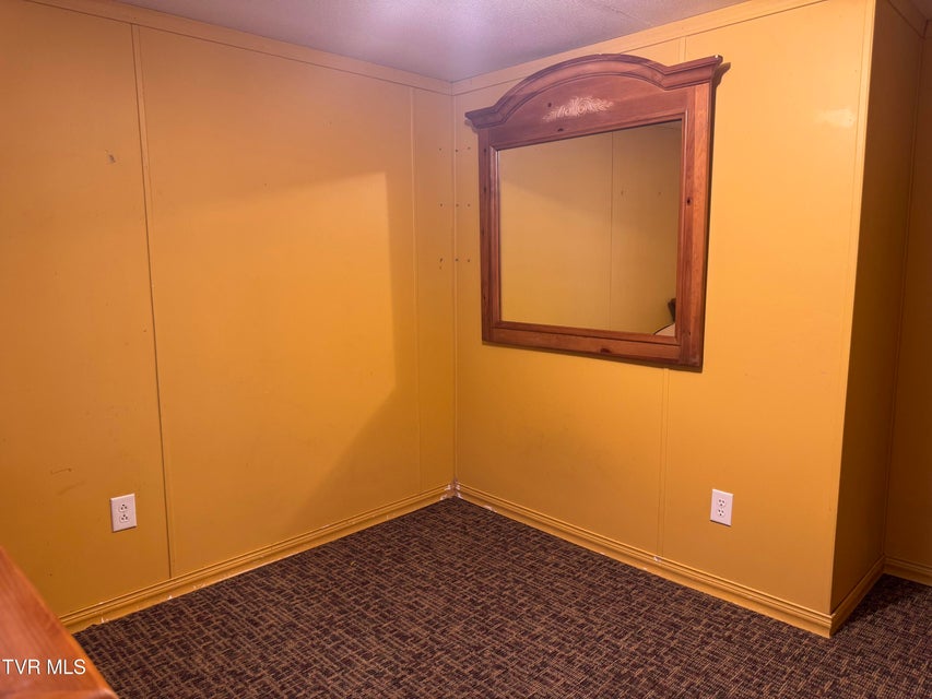 Photo #23: 90 Railroad Avenue