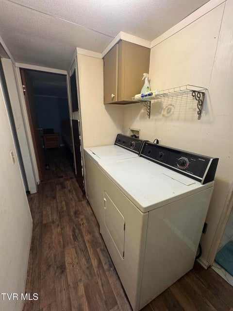 Photo #11: 90 Railroad Avenue