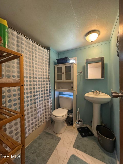 Photo #12: 90 Railroad Avenue