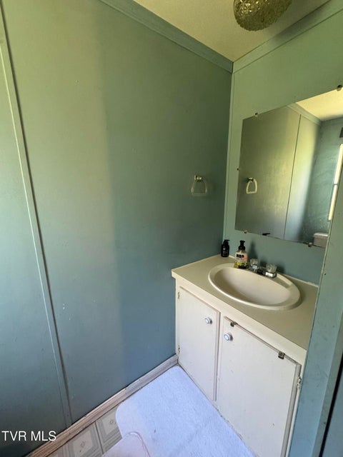 Photo #17: 90 Railroad Avenue