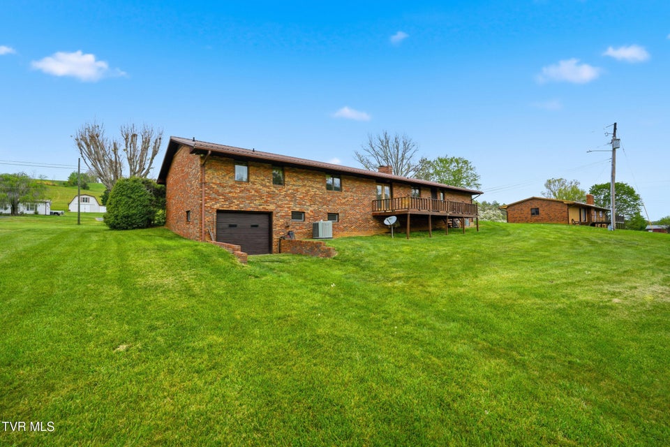 Photo #5: 556 Valley Drive