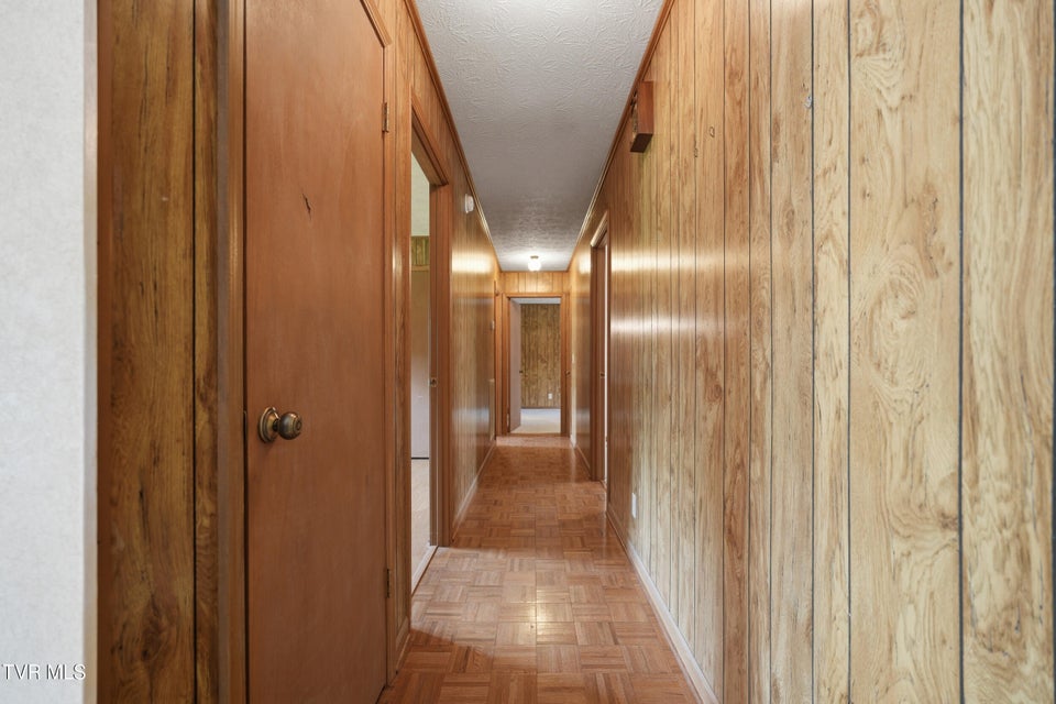 Photo #20: 556 Valley Drive