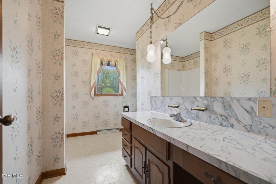 Photo #30: 556 Valley Drive