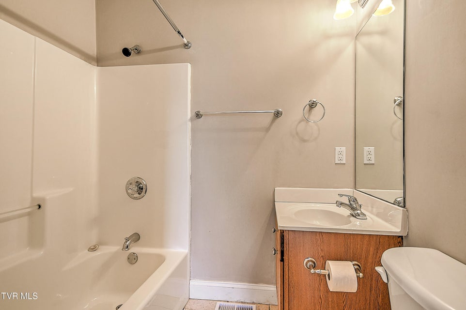 Photo #8: 2518 Plymouth Road