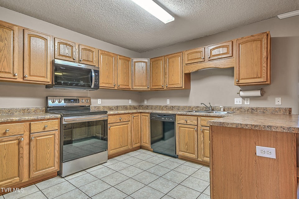 Photo #15: 2518 Plymouth Road