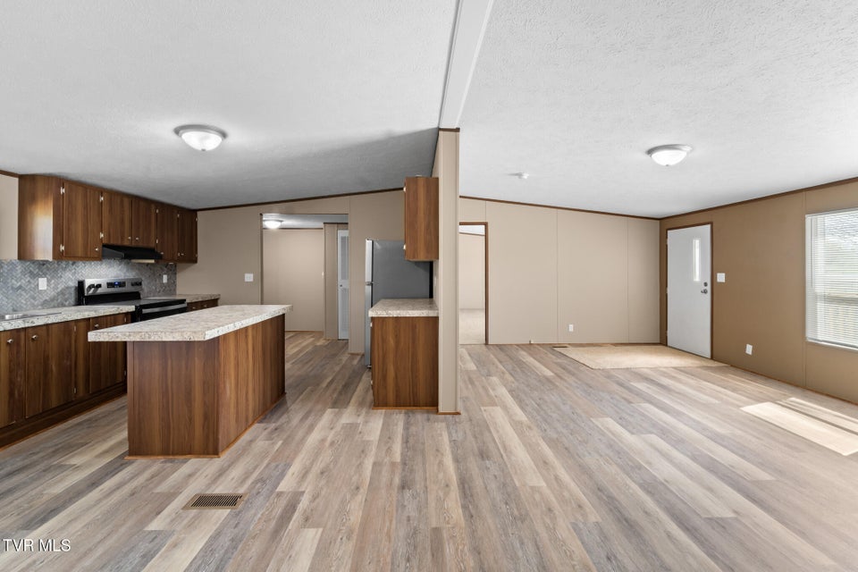 Photo #9: 22002 Neal Rd 