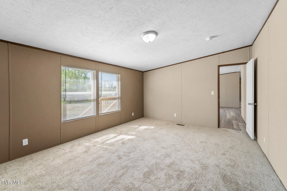 Photo #22: 22002 Neal Rd 