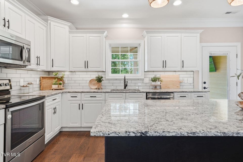 Photo #14: 2630 Edinburgh Channel Road