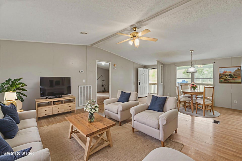 Photo #4: 815 Flatwoods Road