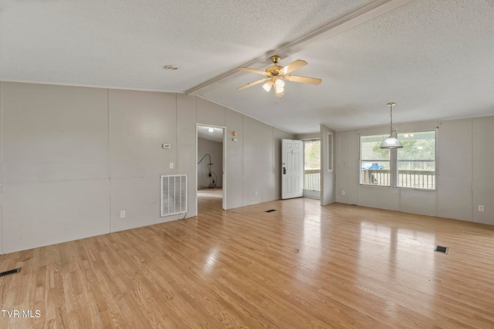 Photo #5: 815 Flatwoods Road