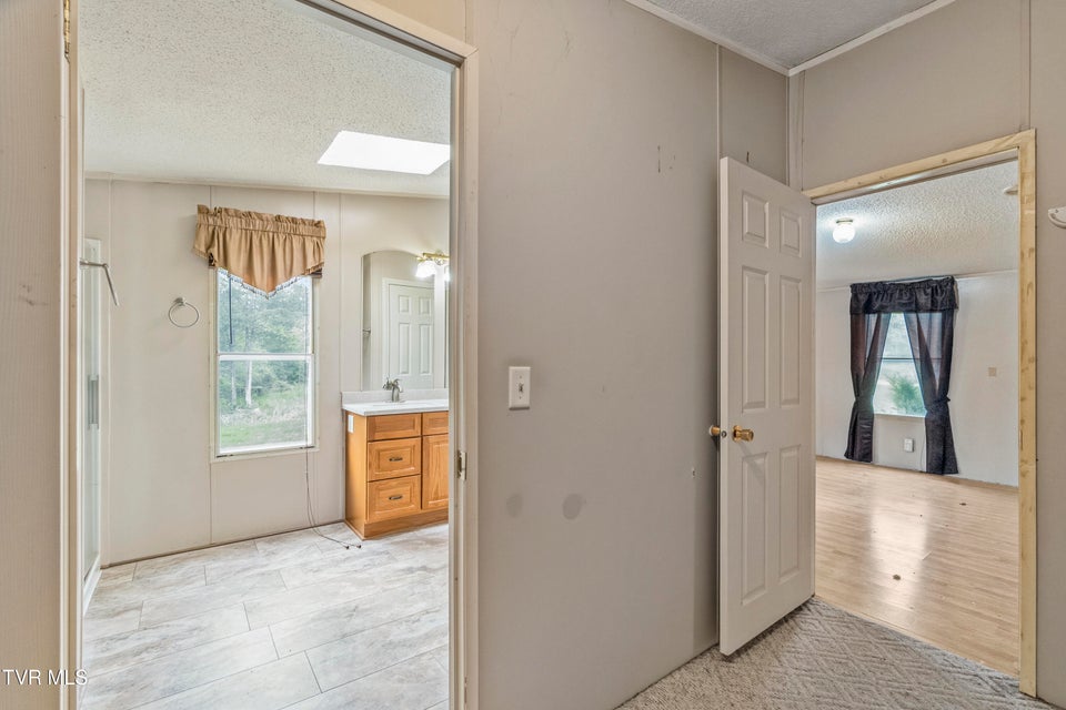 Photo #21: 815 Flatwoods Road