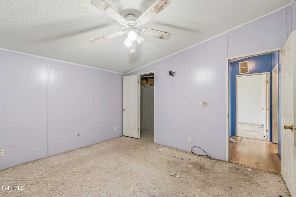 Photo #28: 815 Flatwoods Road