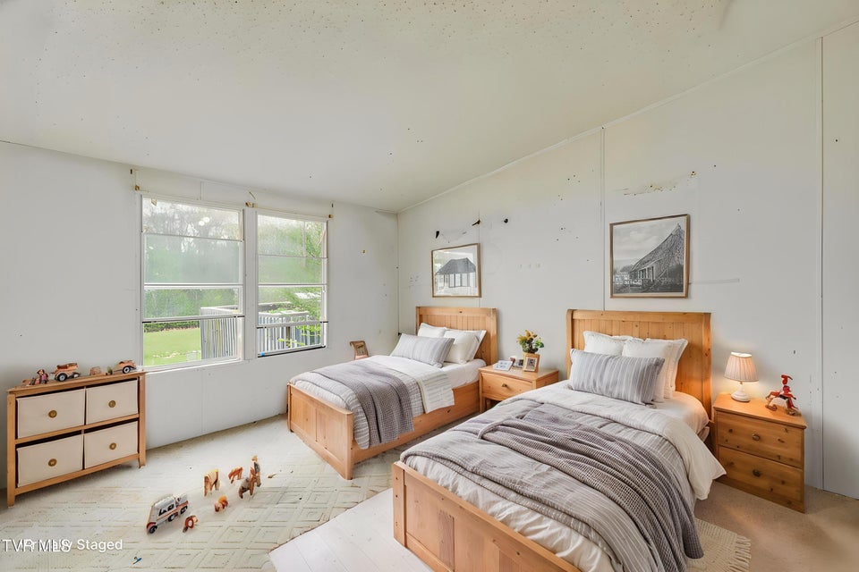 Photo #30: 815 Flatwoods Road