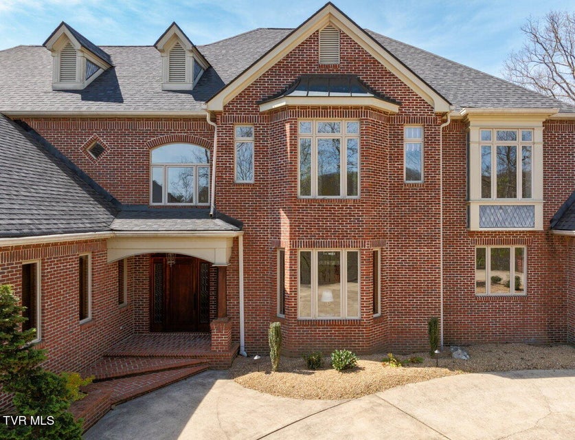 Photo #4: 54 Three Oaks Drive