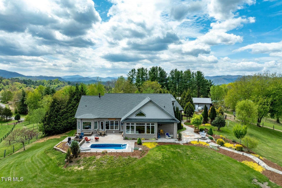 Photo #7: 4861 Dry Hill Road