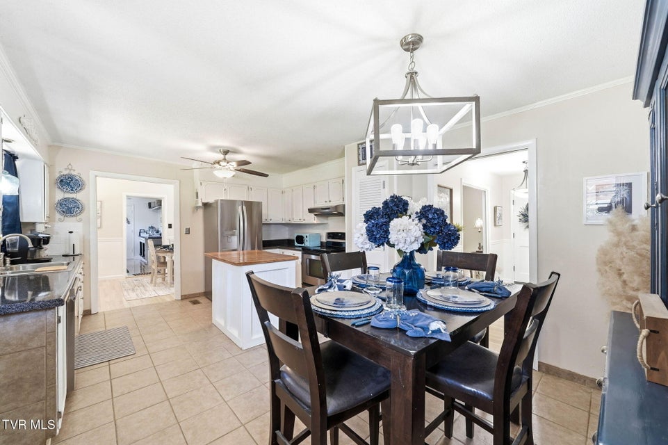 Photo #10: 1200 Michigan Avenue