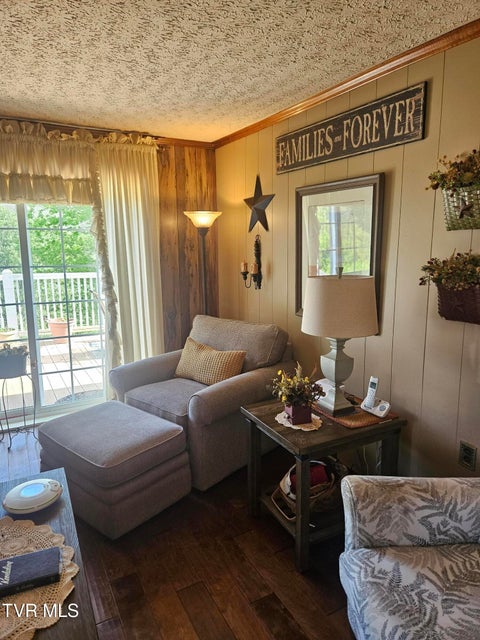 Photo #13: 150 Tyrone Street