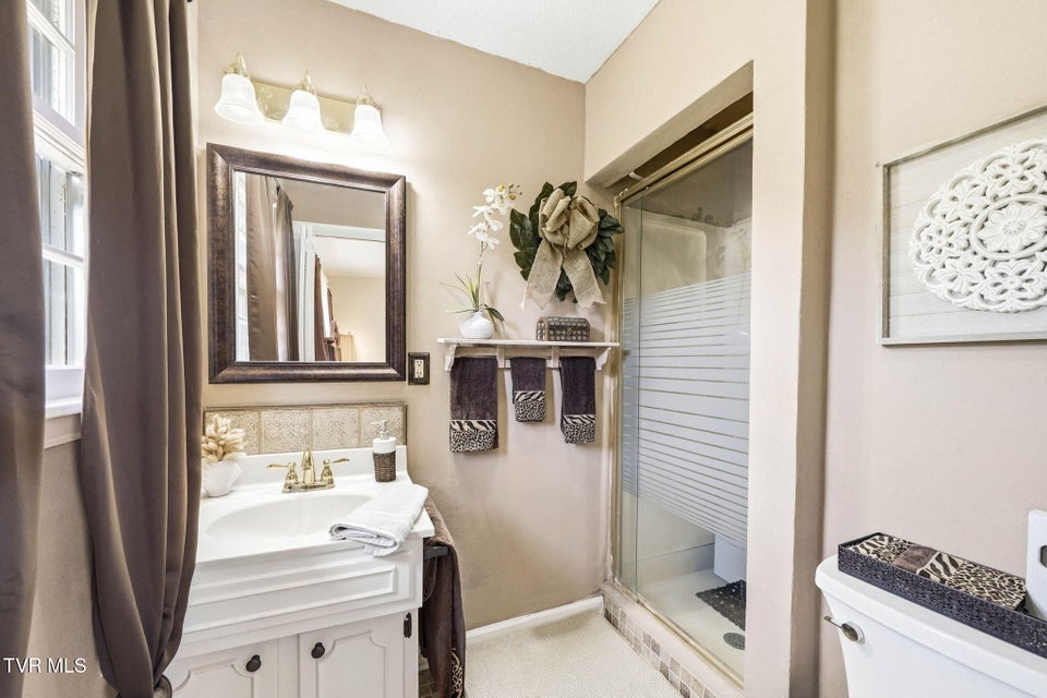 Photo #16: 1200 Michigan Avenue