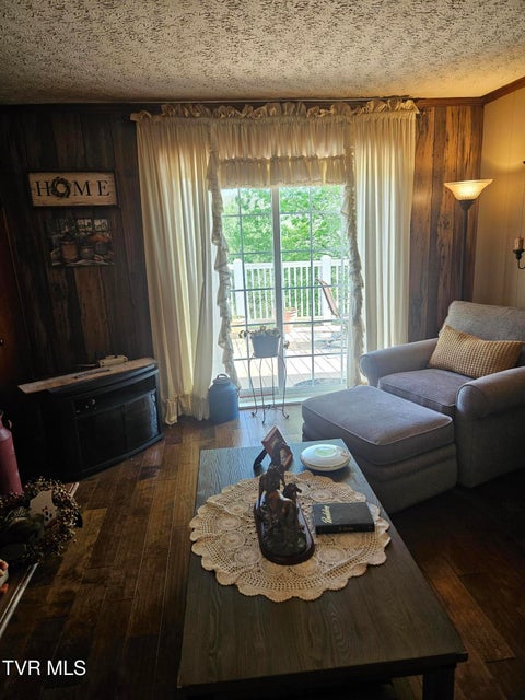 Photo #14: 150 Tyrone Street