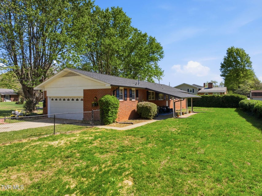 Photo #23: 1200 Michigan Avenue