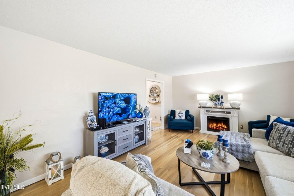 Photo #4: 1200 Michigan Avenue