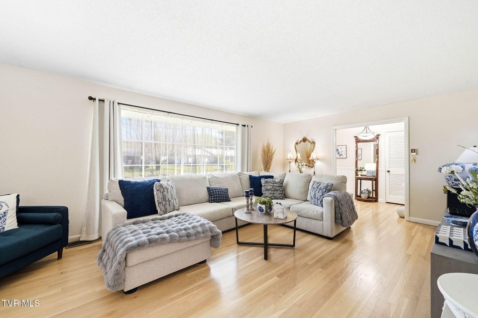 Photo #3: 1200 Michigan Avenue